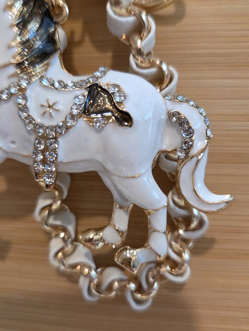 Glam White Enamel Prancing Horse Keychain & Braided Chain Bag Charm 🐎 - Picture 5 of 14